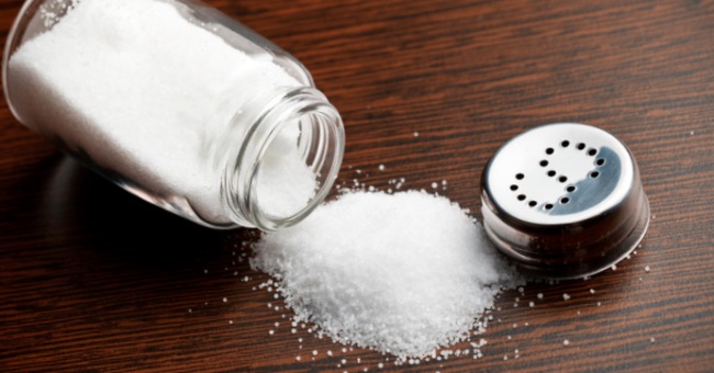 Разбить солонку с солью